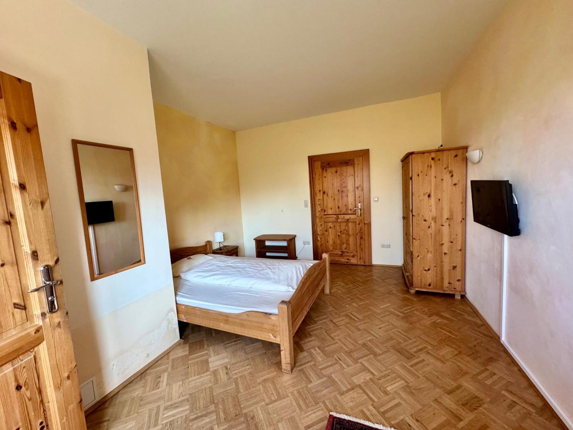 Hotel Gruenwald Ansbach Ngoại thất bức ảnh